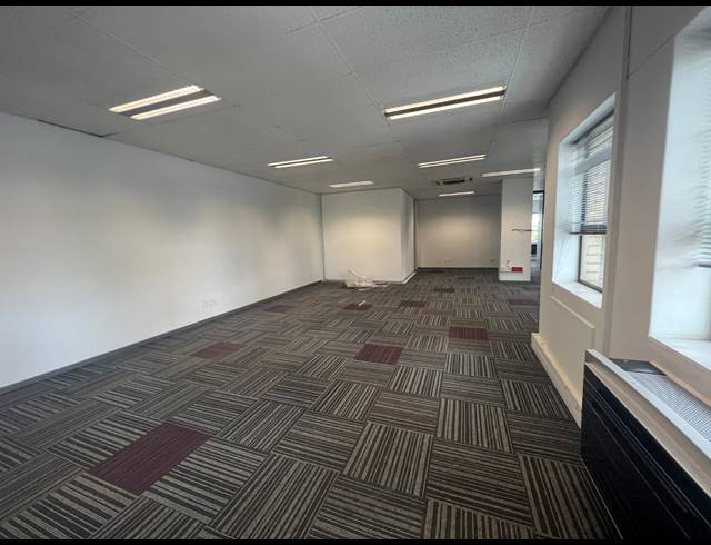 270M² OFFICE TO LET IN ILLOVO